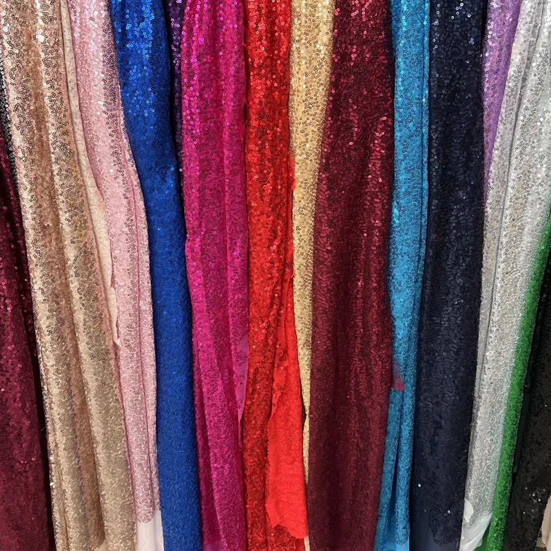 Паєтка на сітці